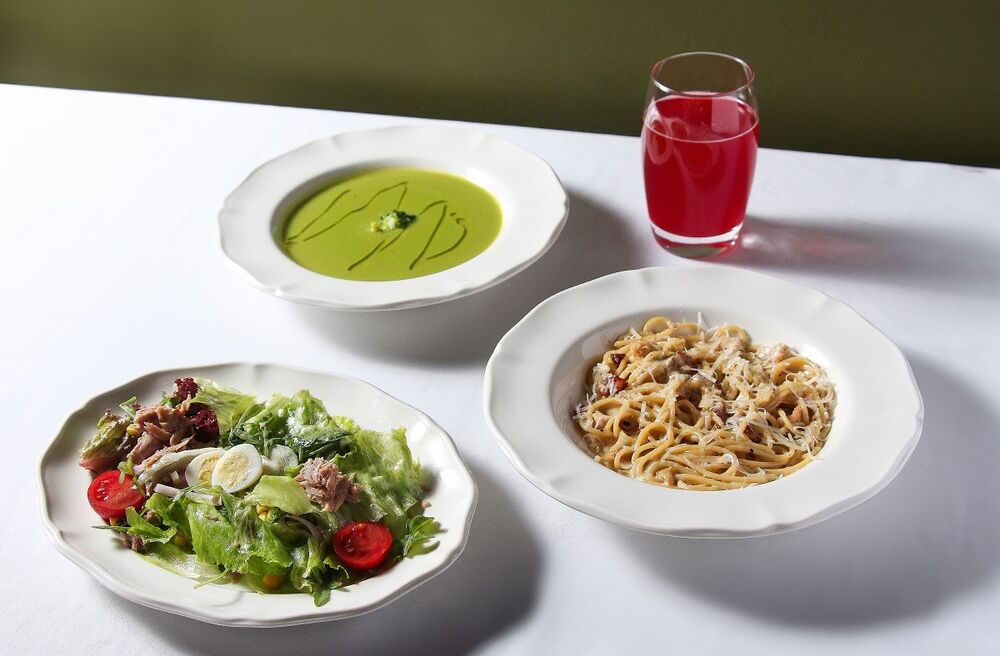 Обед из трех блюд