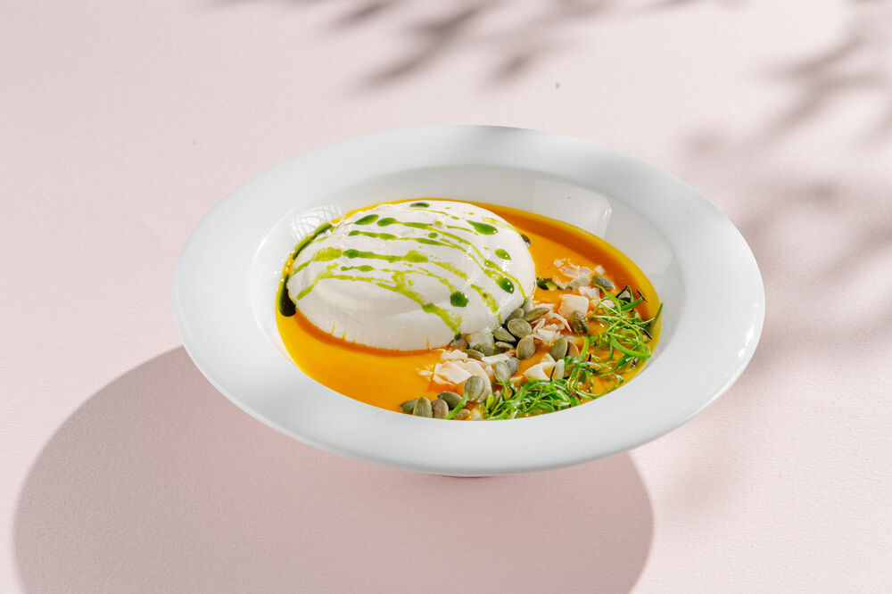 Тыквенный суп с кокосовым муссом