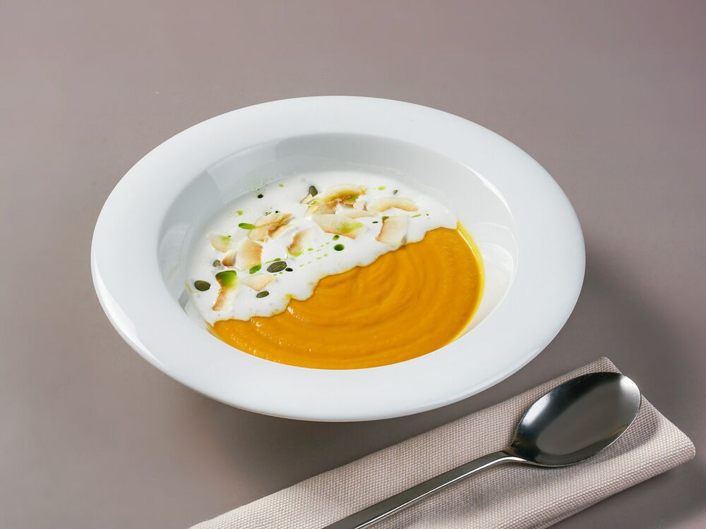 Тыквенный суп с кокосовым муссом