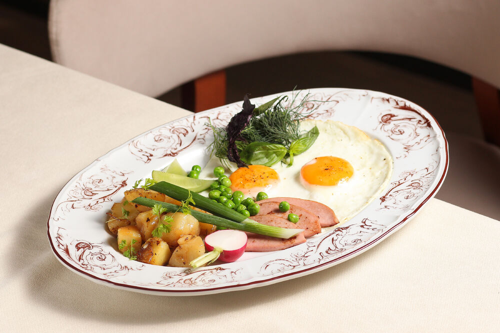 The gardener's breakfast