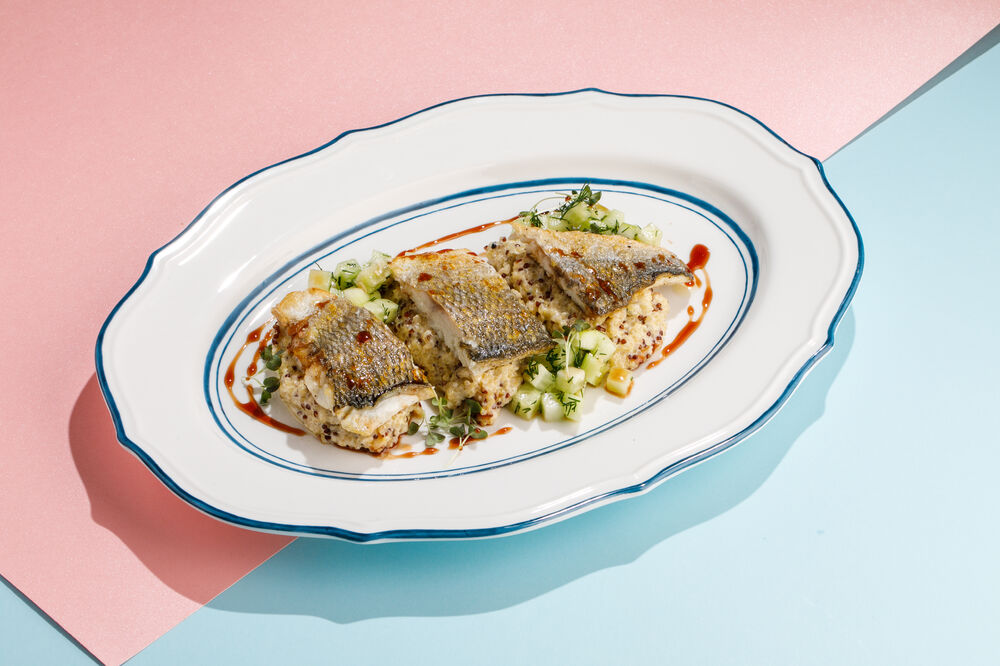 Жареная дорадо с киноа