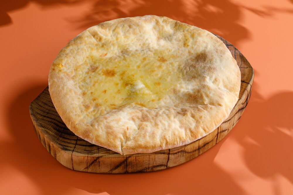 Imeretian khachapuri