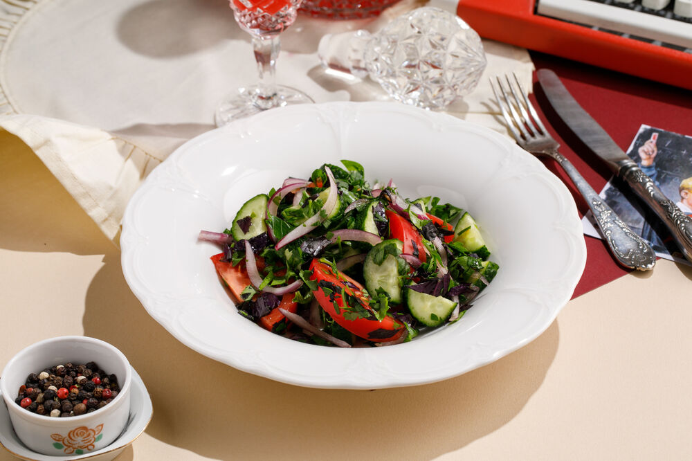 Салат по-грузински со специями