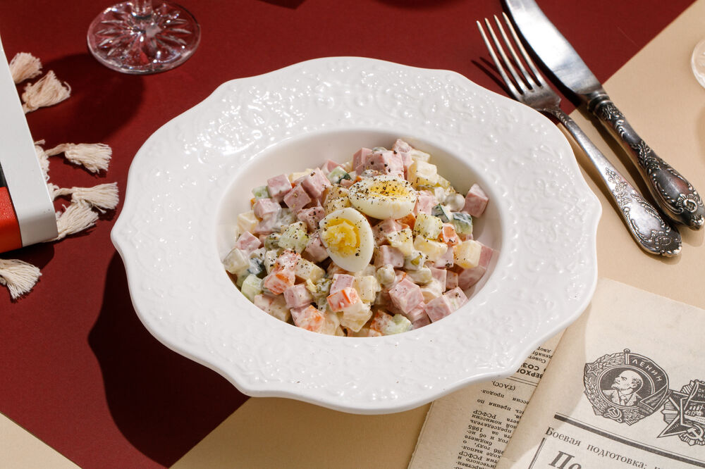 Оливье с языком