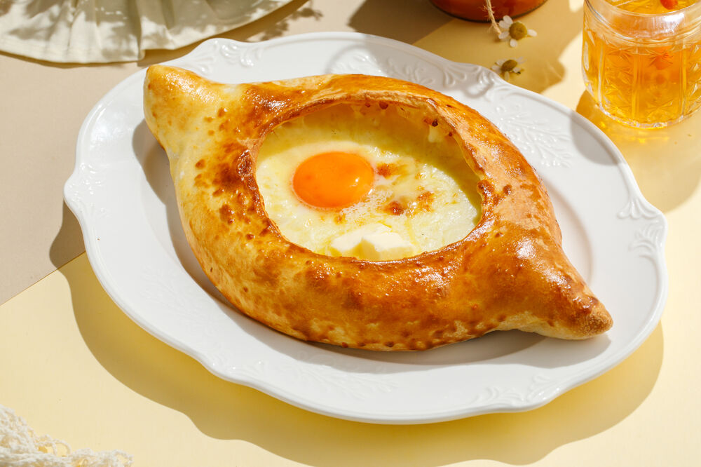 Хачапури по-аджарски
