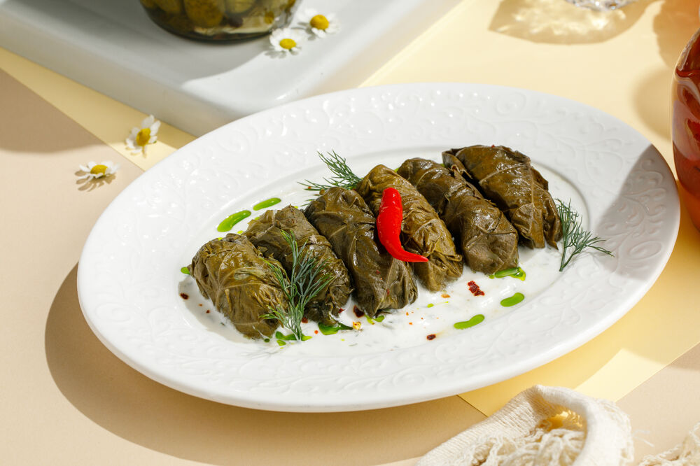 Долма со свининой и говядиной