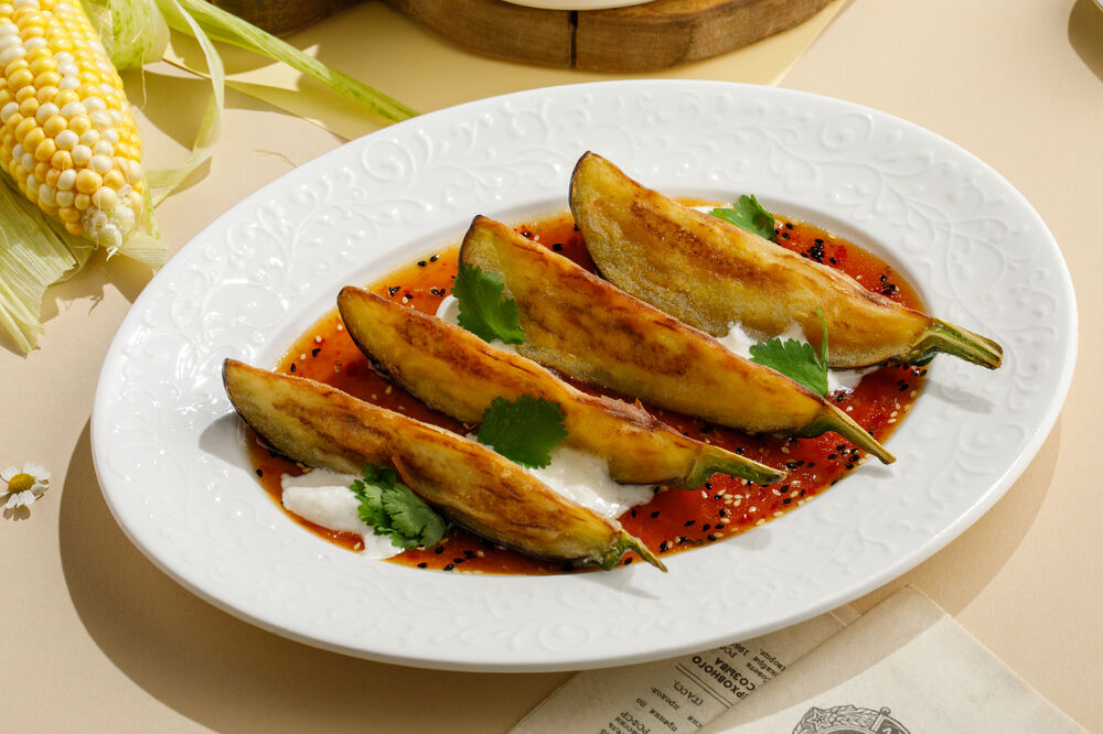 Eggplant wedges with Stracciatella