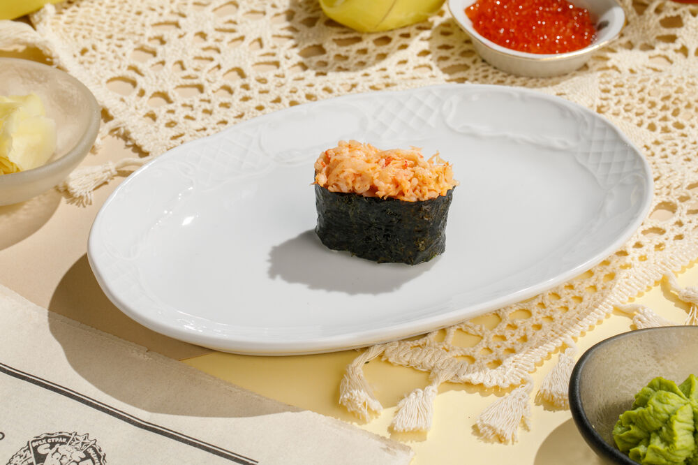 Острые суши с крабом