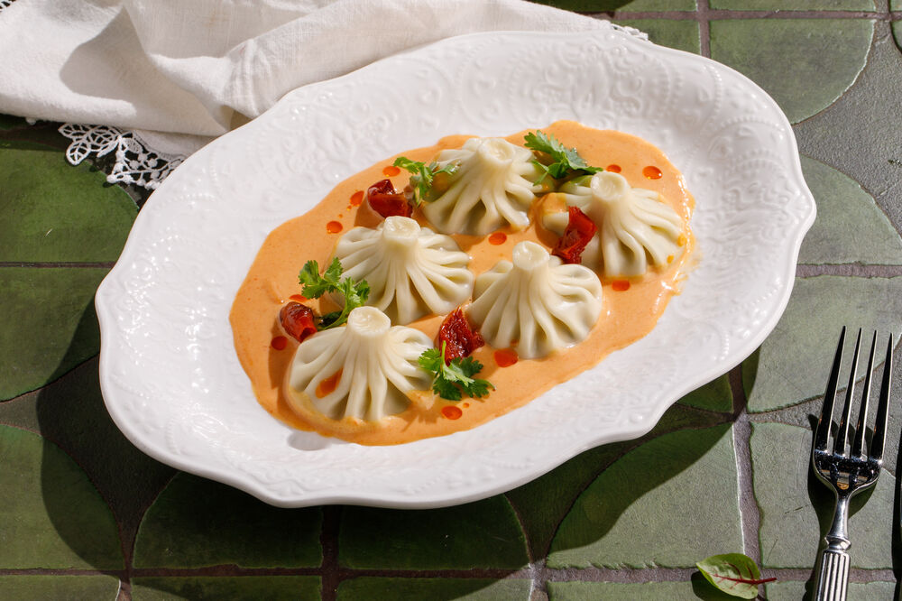 Mini khinkali with Tom Yam sauce