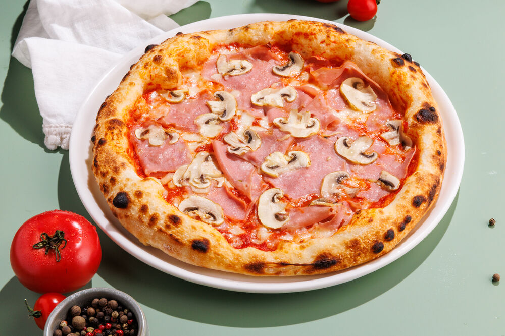  Pizza Prosciutto fungi