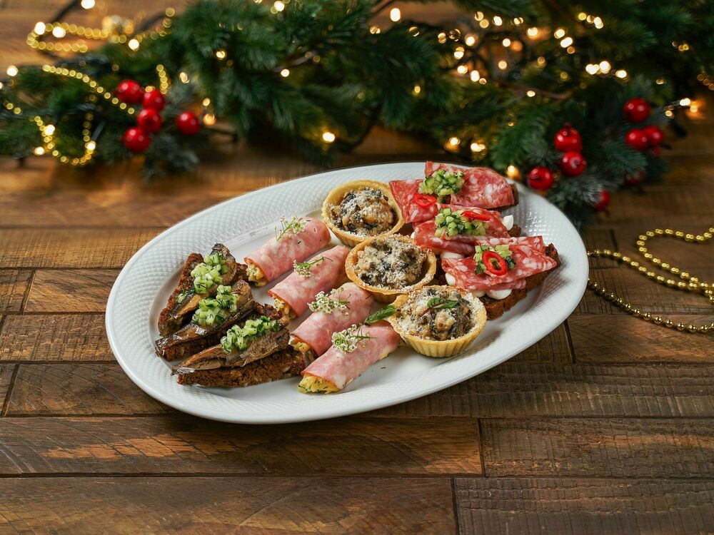 Ham rolls with cheese and garlic (4 pieces)