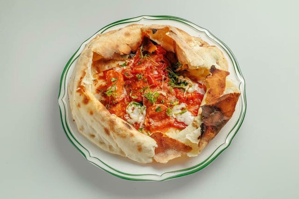 Khachapuri in Masharabi style