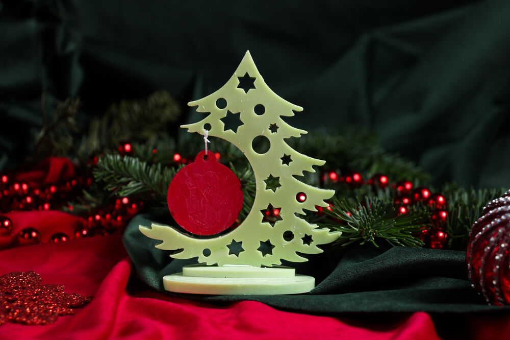 The "Herringbone" figurine