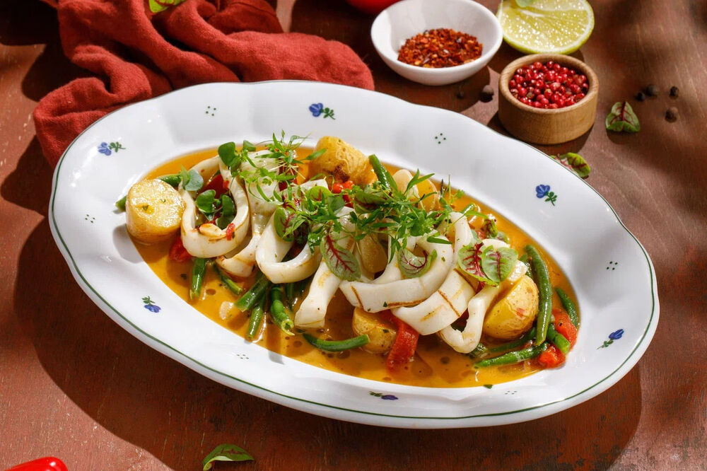 Komandorsky squid on a grill