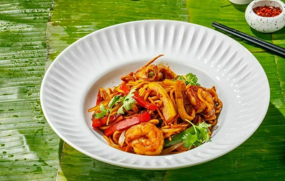 Удон с морепродуктами 