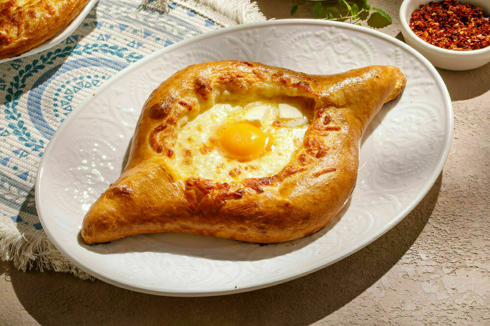  Khachapuri in Adjarian style