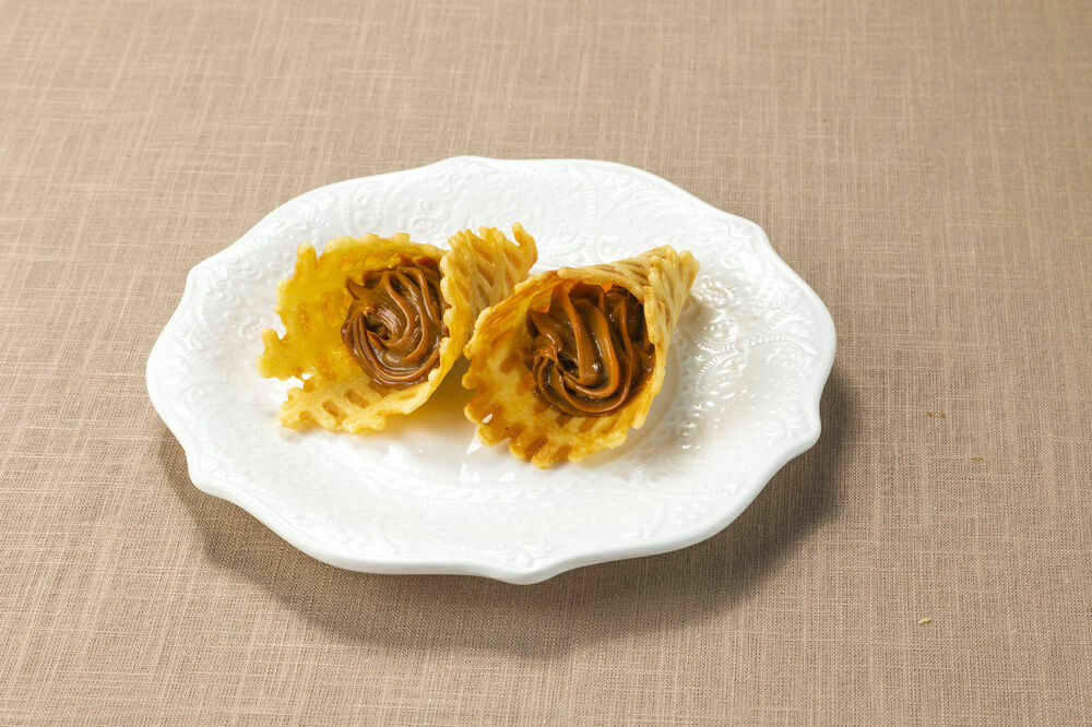 Десерт Вафельные трубочки 