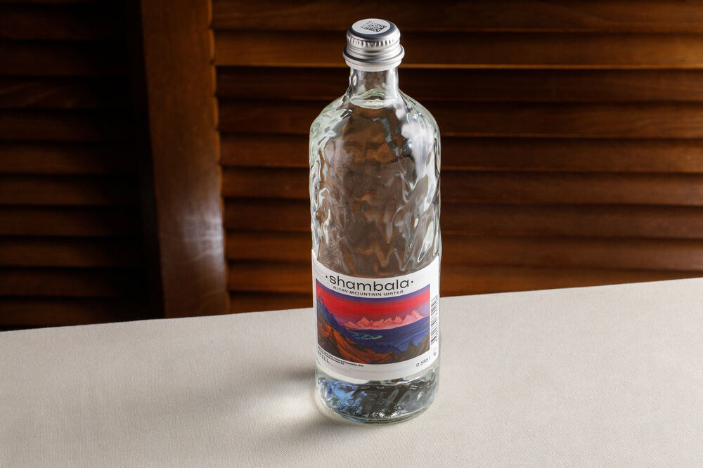 Non-carbonated Shambhala 585 ml
