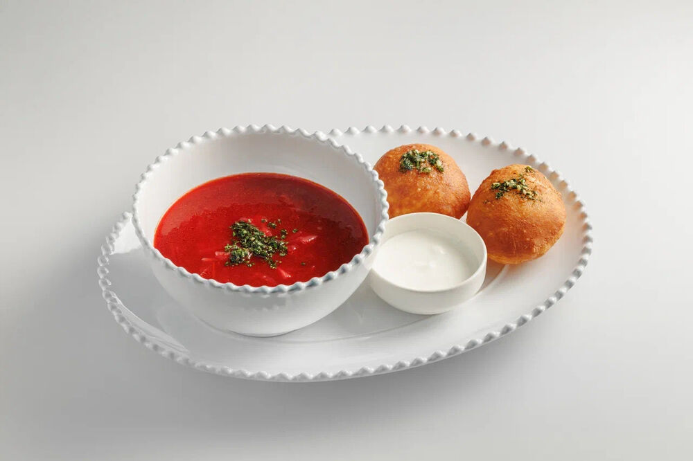 Овощной борщ с пампушками постной сметаной 