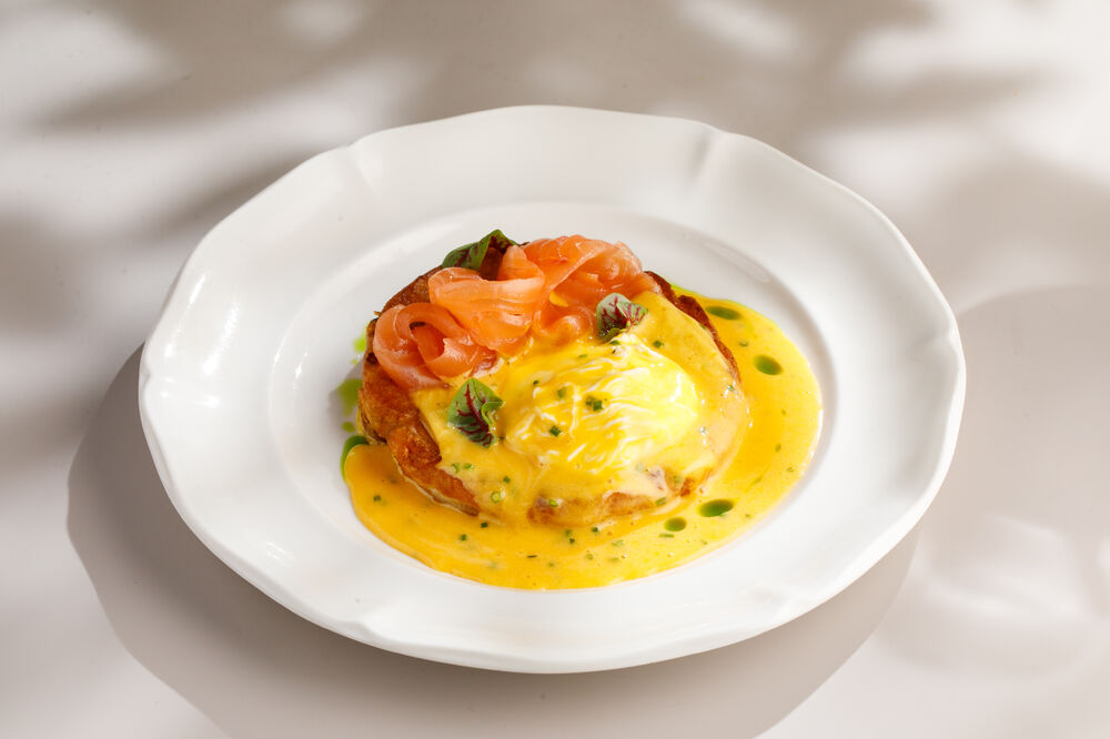 Zucchini pancake with salmon