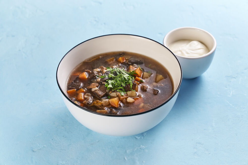 Суп из лесных грибов с птитимом