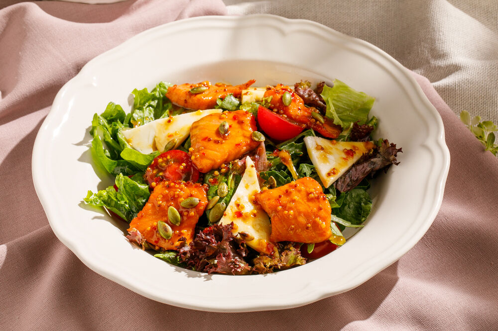 Warm salmon salad with honey-mustard sauce
