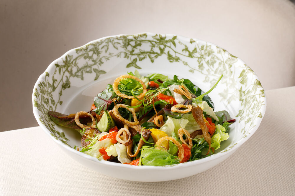 Warm salad with oyster mushrooms