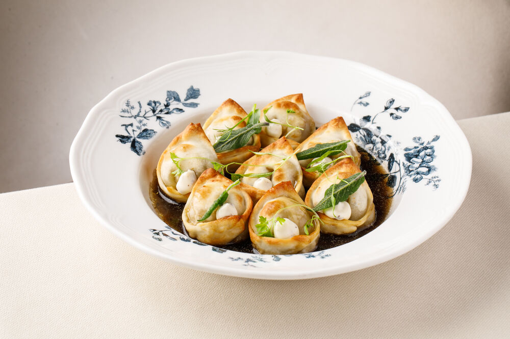 Kundums with buckwheat, horseradish and sage