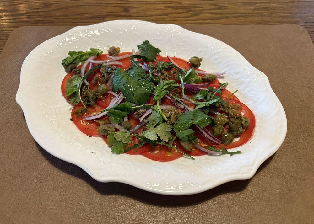 Tomatoes with capers and jonjoli