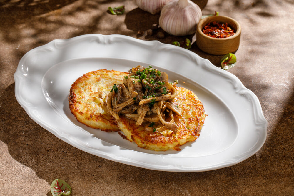 Draniki with mushrooms
