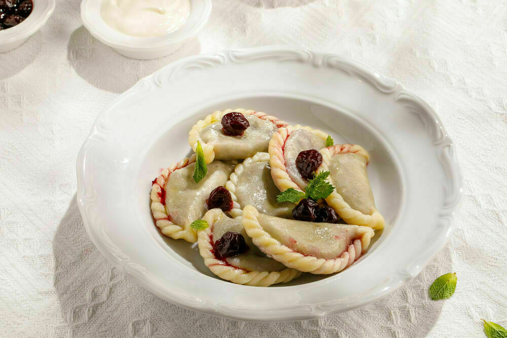 Вареники с вишней