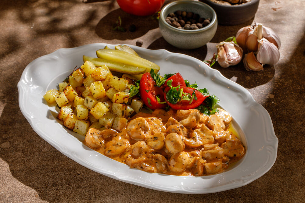 Mushroom Stroganoff with Fried Potatoes