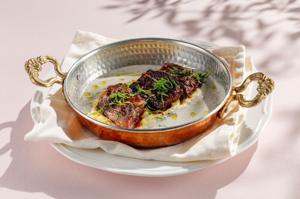 Телячья печень со сливочно-трюфельным соусом