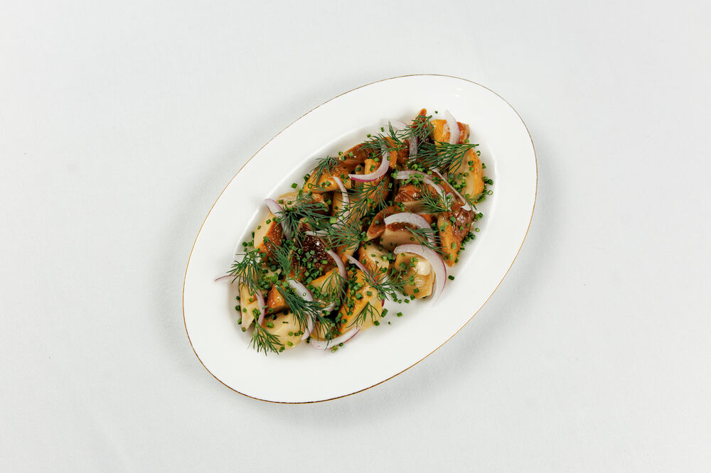 Малосольные белые грибы