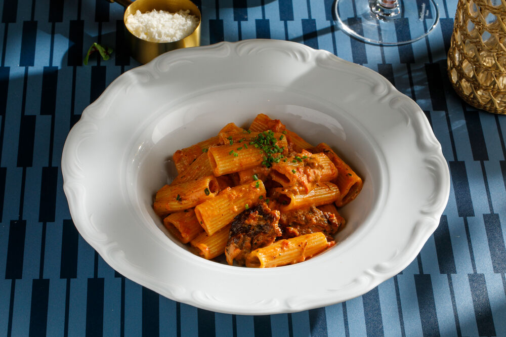 Pasta with stewed beef