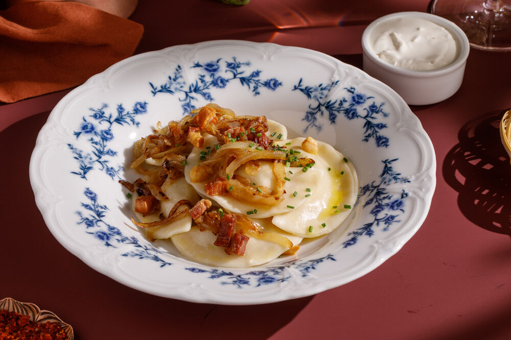  Dumplings with potatoes, fried onions and cracklings