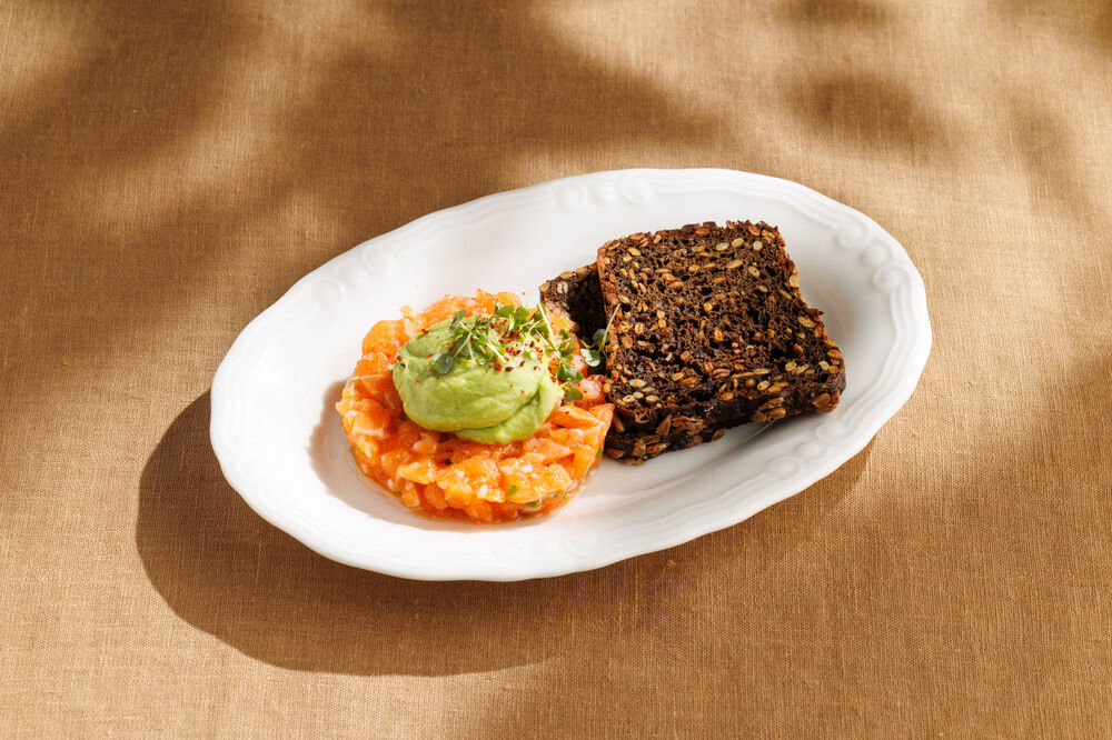 Salmon tartare with avocado mousse and wasabi