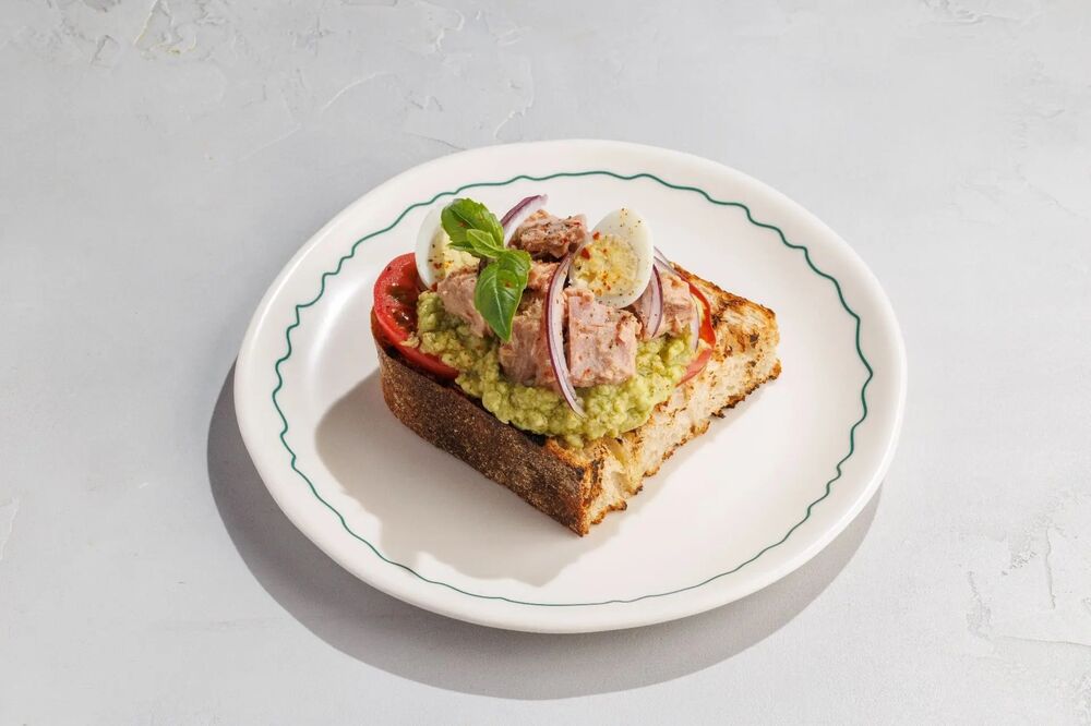 Bruschetta with tuna