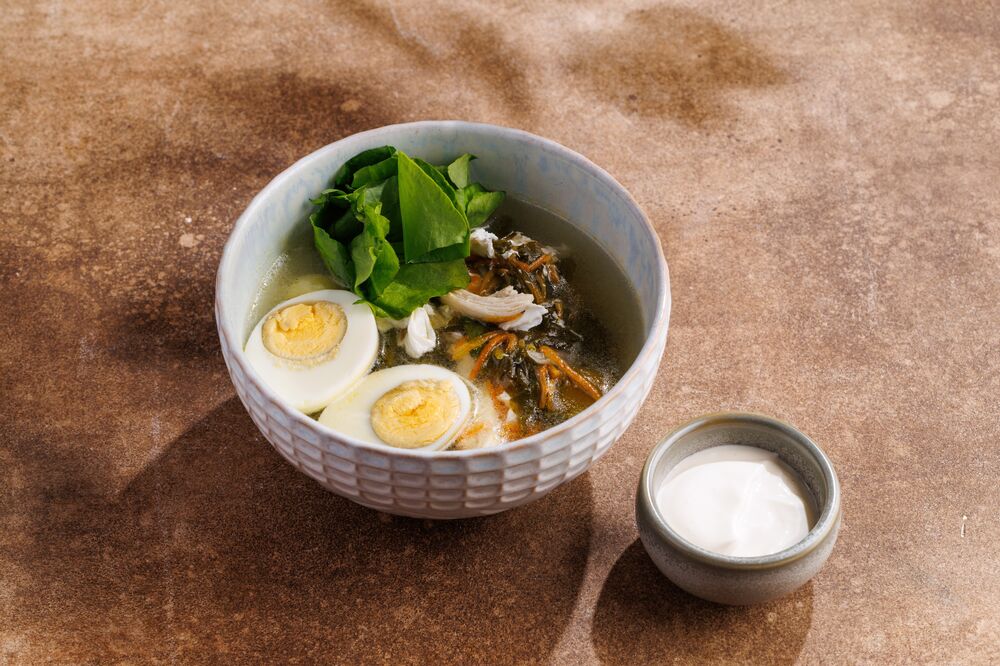 Щавельный суп с куриной грудкой