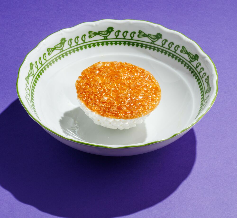 Meringue mango-passion fruit