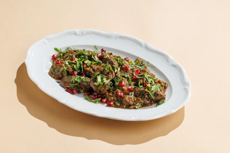 Куриная печень с луком по-грузински