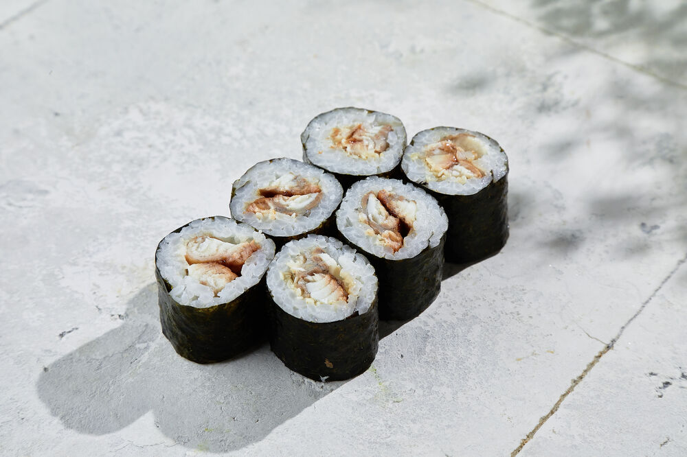 Eel roll