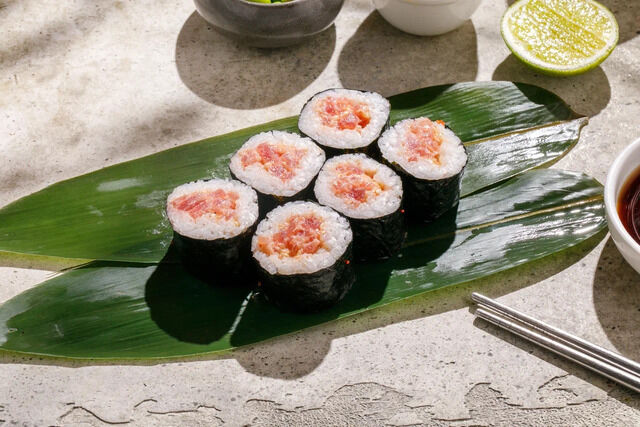 Spicy tuna roll