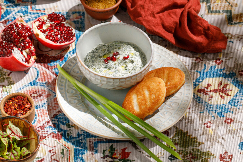 Spinach and matzoni sotolia with mchadi