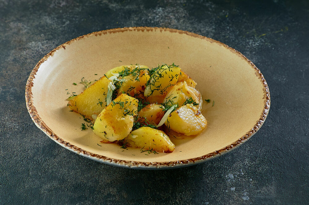 Golden potato with onion