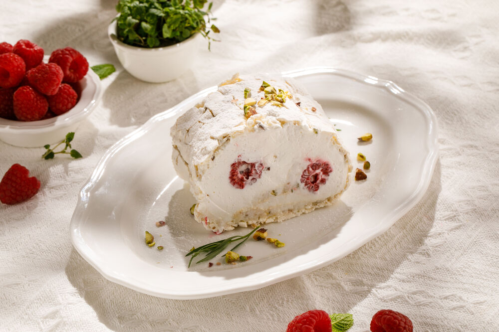 cake "Pistachio roll"
