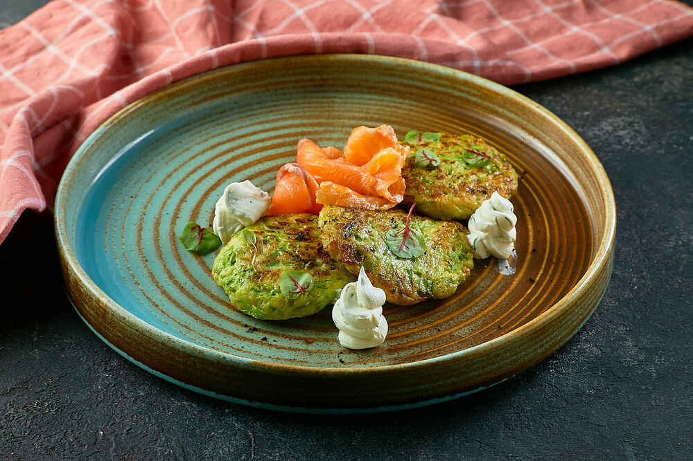 Pancakes with salmon with zucchini