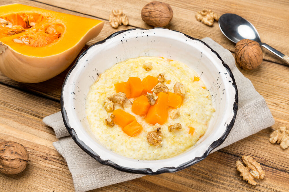 Millet porridge with pumpkin