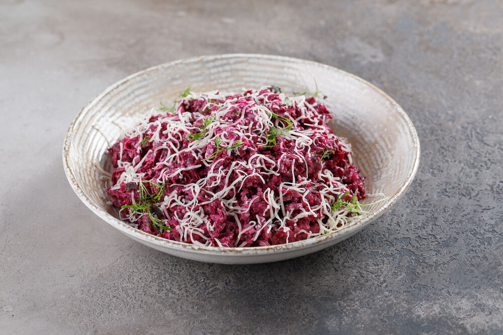 Salad with veal and beetroot 1 kg