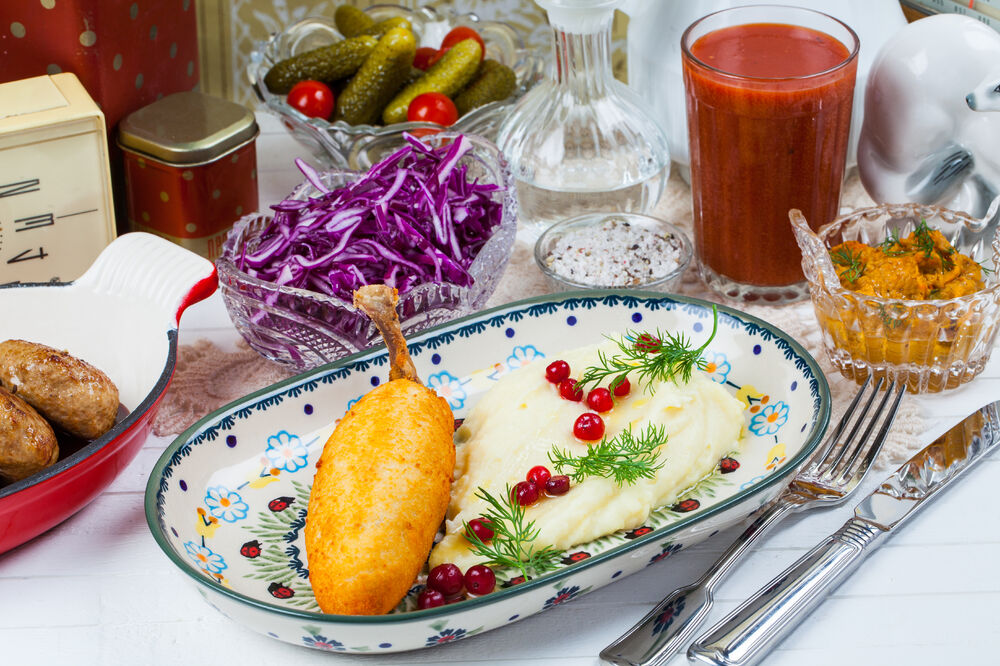 Kiev chicken with mashed potatoes and cowberry